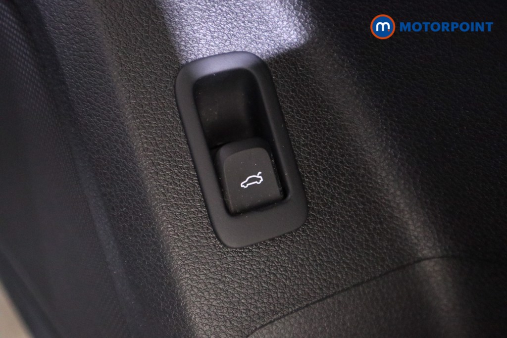 Audi Q2 S Line Automatic Petrol SUV - Stock Number (1620932) - 14th supplementary image