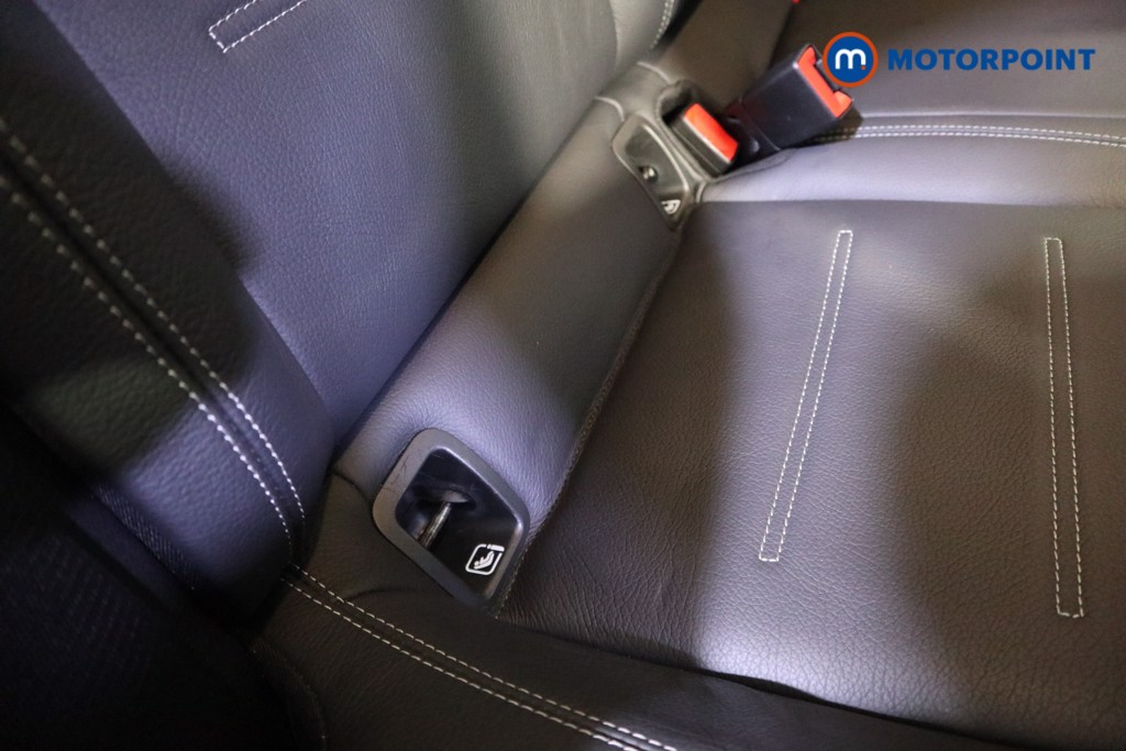 Mercedes-Benz CLA Amg Line Automatic Petrol Plug-In Hybrid Estate - Stock Number (1621042) - 20th supplementary image