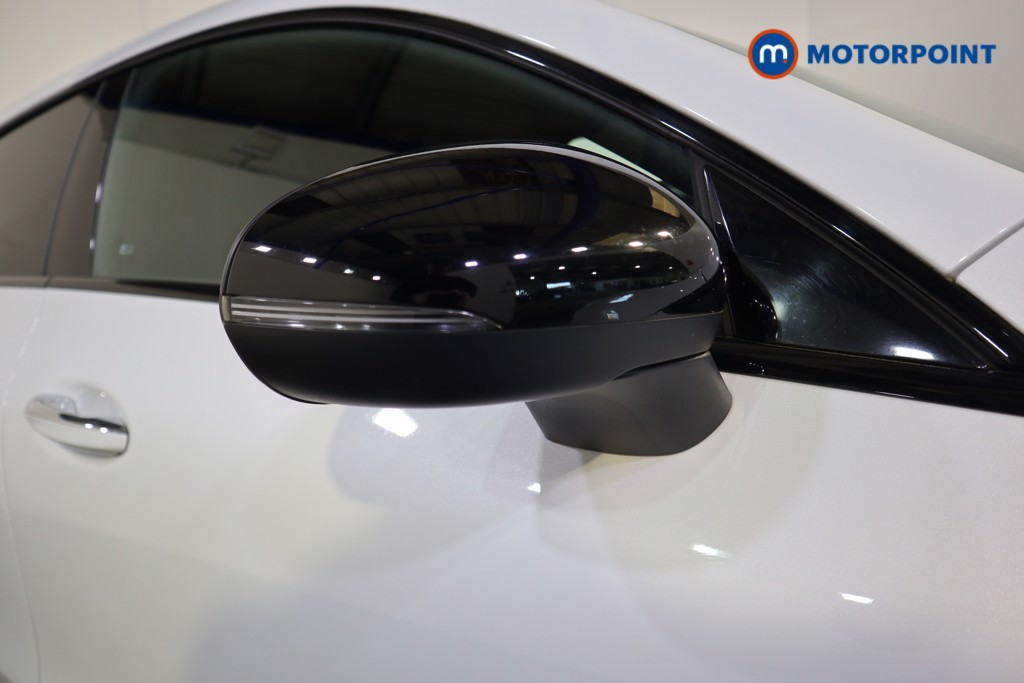 Mercedes-Benz CLA Amg Line Automatic Petrol Plug-In Hybrid Estate - Stock Number (1621042) - 33rd supplementary image