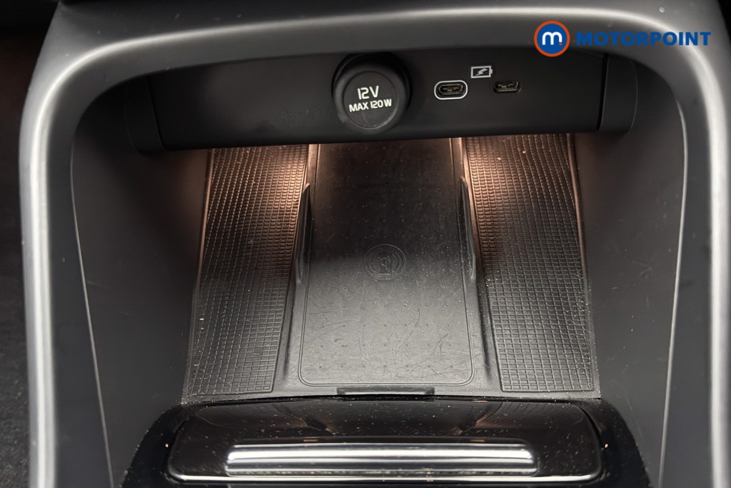 Volvo Xc40 Plus Automatic Petrol SUV - Stock Number (1621136) - 16th supplementary image