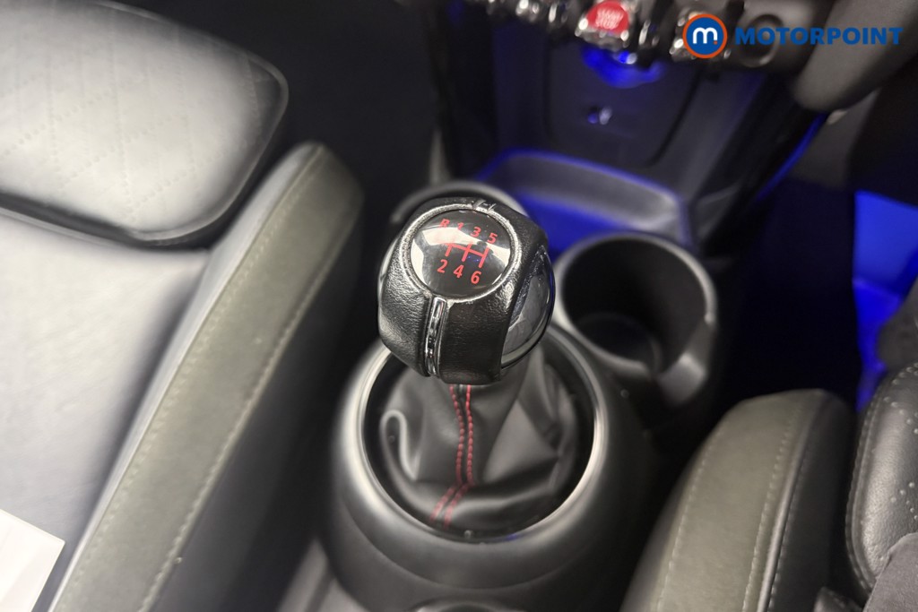 Mini Hatchback Cooper S Sport Manual Petrol Hatchback - Stock Number (1621168) - 4th supplementary image