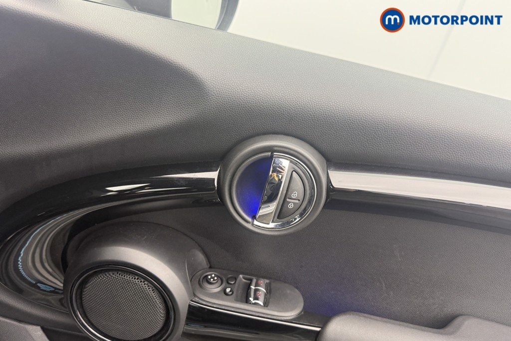 Mini Hatchback Cooper S Sport Manual Petrol Hatchback - Stock Number (1621168) - 9th supplementary image