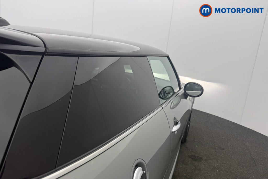 Mini Hatchback Cooper S Sport Manual Petrol Hatchback - Stock Number (1621168) - 17th supplementary image