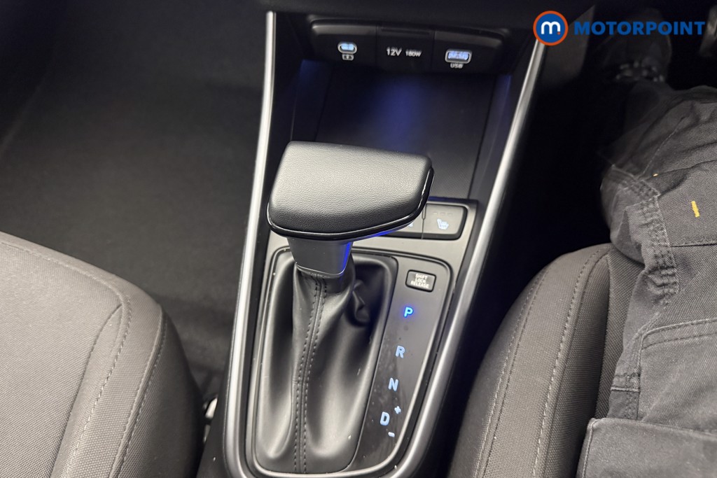 Hyundai I20 Premium Automatic Petrol Hatchback - Stock Number (1621294) - 5th supplementary image