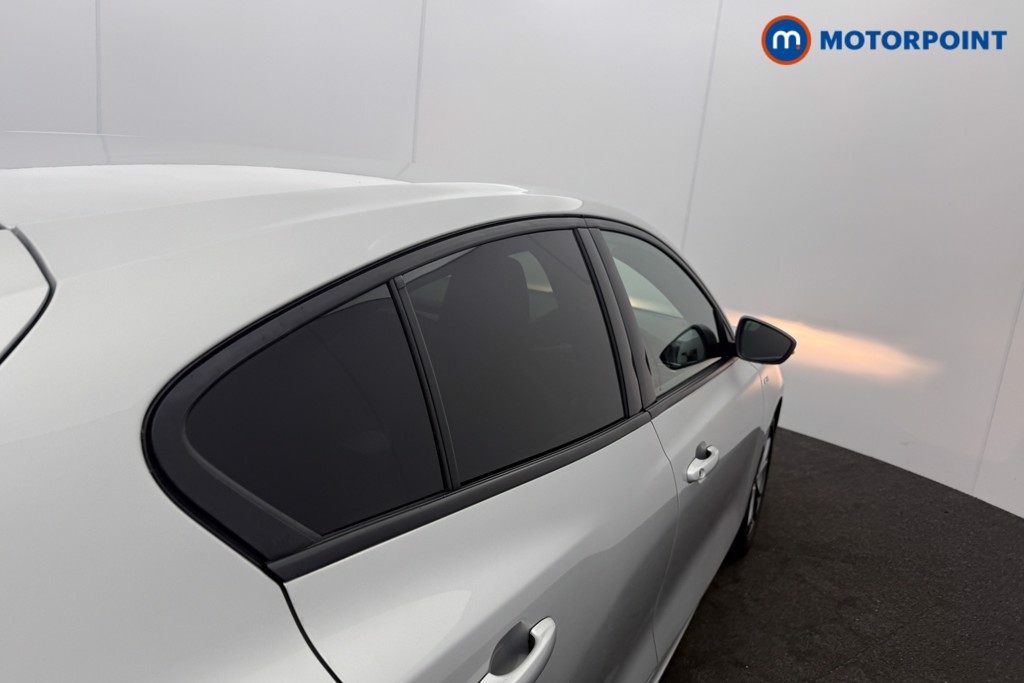 Ford Focus St-Line Manual Petrol Hatchback - Stock Number (1621295) - 17th supplementary image