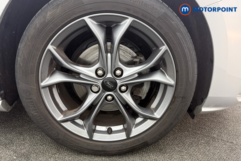 Ford Focus St-Line Manual Petrol Hatchback - Stock Number (1621295) - 19th supplementary image