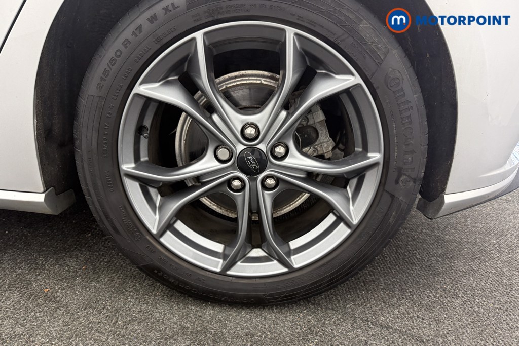 Ford Focus St-Line Manual Petrol Hatchback - Stock Number (1621295) - 21st supplementary image