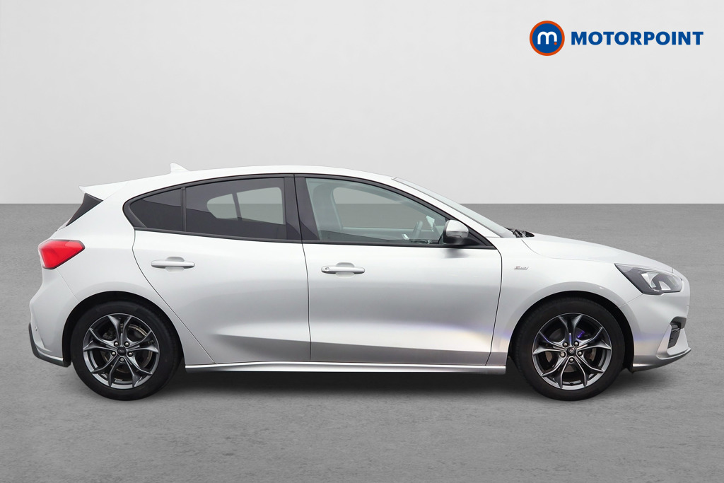 Ford Focus St-Line Manual Petrol Hatchback - Stock Number (1621295) - Drivers side