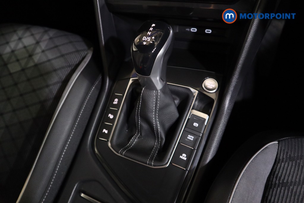 Volkswagen Tiguan R-Line Automatic Petrol SUV - Stock Number (1621405) - 12th supplementary image