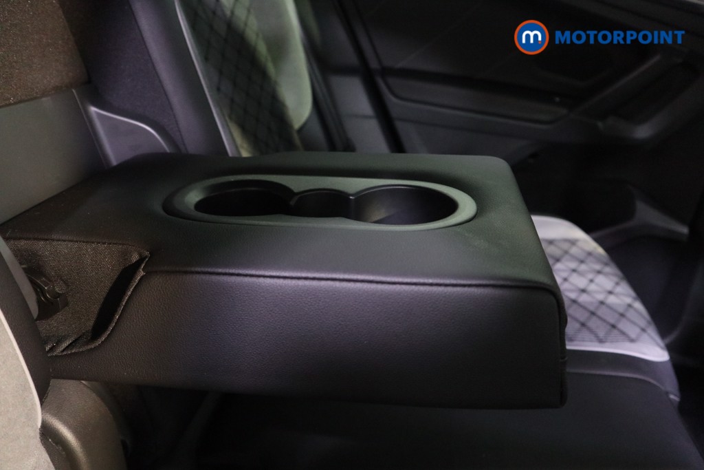 Volkswagen Tiguan R-Line Automatic Petrol SUV - Stock Number (1621405) - 22nd supplementary image