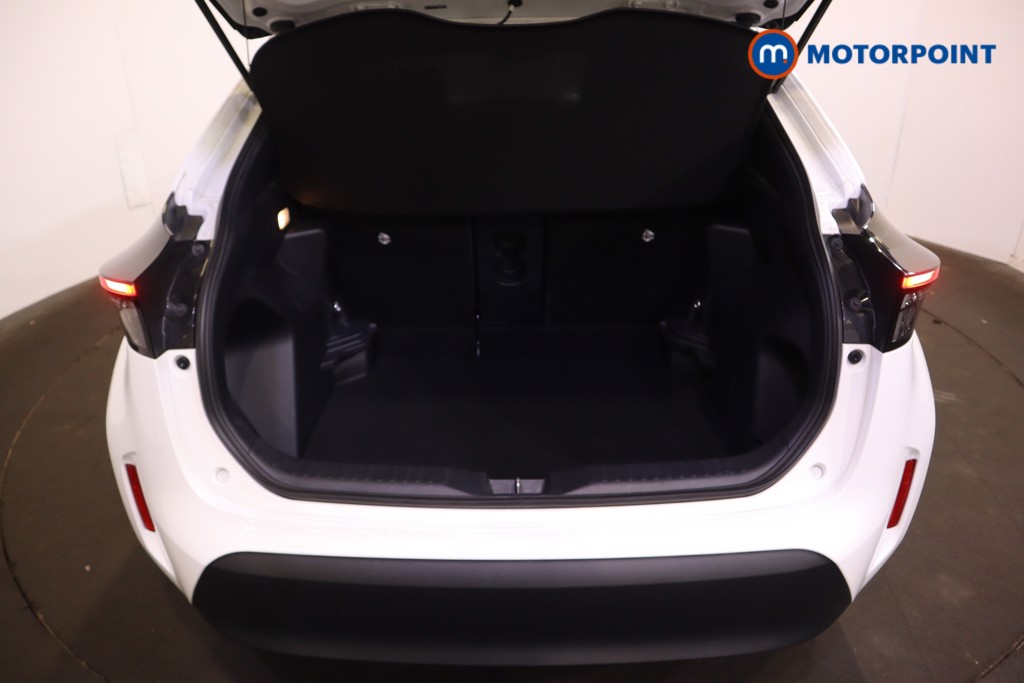 Toyota Yaris Cross Design Automatic Petrol-Electric Hybrid Estate - Stock Number (1621434) - 8th supplementary image