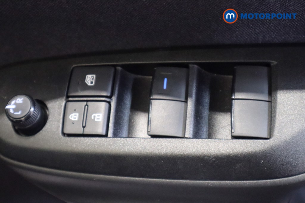 Toyota Yaris Cross Design Automatic Petrol-Electric Hybrid Estate - Stock Number (1621434) - 15th supplementary image