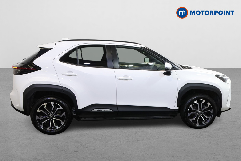 Toyota Yaris Cross Design Automatic Petrol-Electric Hybrid Estate - Stock Number (1621434) - Drivers side