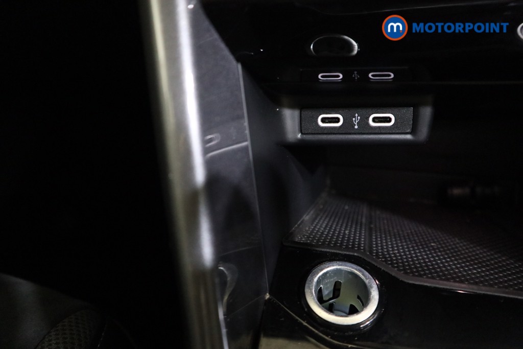 Volkswagen T-Roc Style Automatic Petrol SUV - Stock Number (1621640) - 9th supplementary image