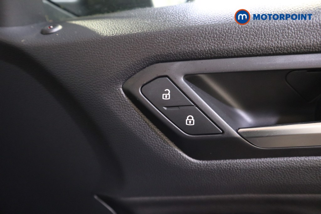 Volkswagen T-Roc Style Automatic Petrol SUV - Stock Number (1621640) - 14th supplementary image