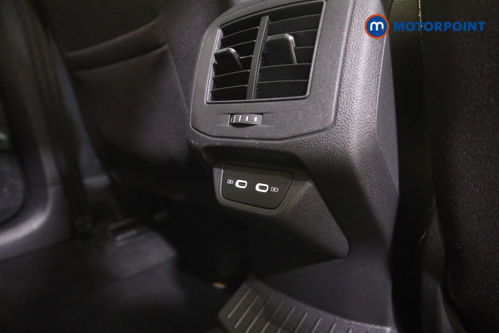 Volkswagen T-Roc Style Automatic Petrol SUV - Stock Number (1621640) - 19th supplementary image