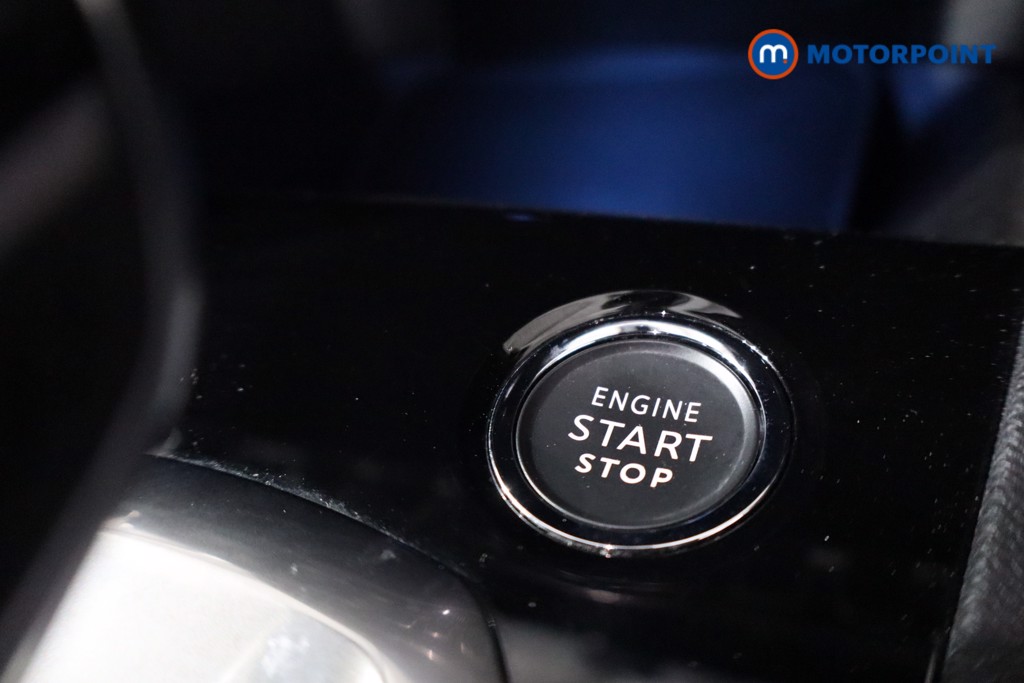 Peugeot 3008 Allure Premium-Plus Automatic Petrol Plug-In Hybrid SUV - Stock Number (1621710) - 19th supplementary image