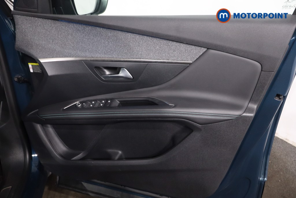 Peugeot 3008 Allure Premium-Plus Automatic Petrol Plug-In Hybrid SUV - Stock Number (1621710) - 24th supplementary image