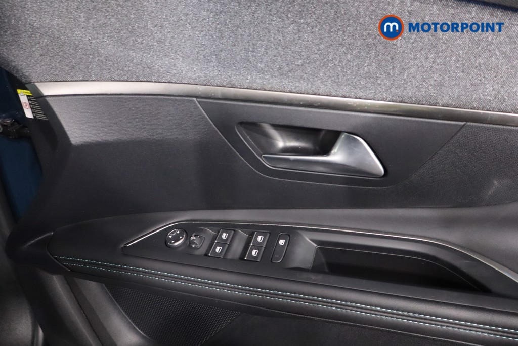 Peugeot 3008 Allure Premium-Plus Automatic Petrol Plug-In Hybrid SUV - Stock Number (1621710) - 25th supplementary image