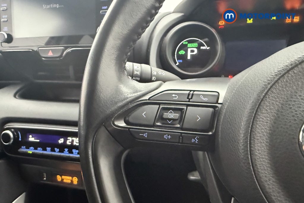 Toyota Yaris Design Automatic Petrol-Electric Hybrid Hatchback - Stock Number (1622027) - 7th supplementary image