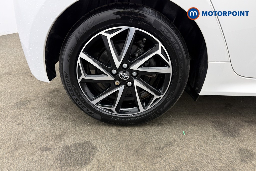 Toyota Yaris Design Automatic Petrol-Electric Hybrid Hatchback - Stock Number (1622027) - 24th supplementary image