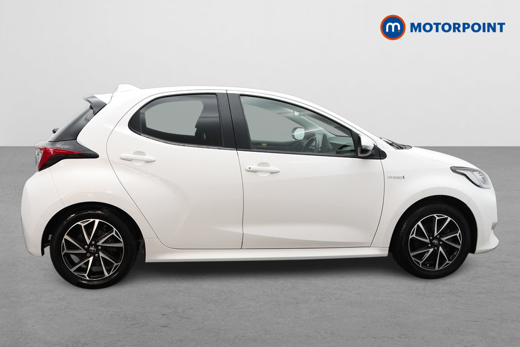 Toyota Yaris Design Automatic Petrol-Electric Hybrid Hatchback - Stock Number (1622027) - Drivers side