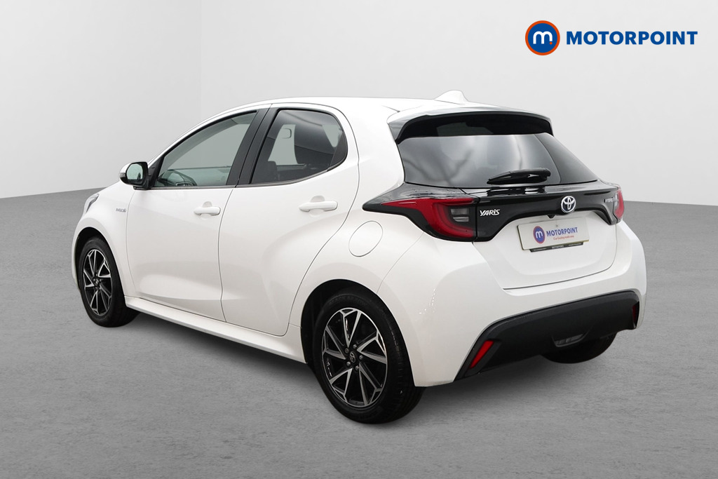 Toyota Yaris Design Automatic Petrol-Electric Hybrid Hatchback - Stock Number (1622027) - Passenger side rear corner