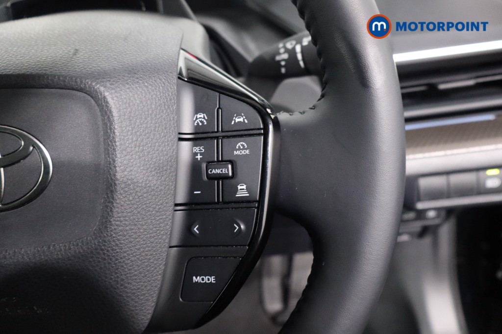 Toyota Prius Excel Automatic Petrol Plug-In Hybrid Hatchback - Stock Number (1622483) - 8th supplementary image