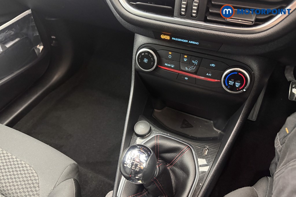 Ford Fiesta St-Line Edition Manual Petrol Hatchback - Stock Number (1622724) - 4th supplementary image