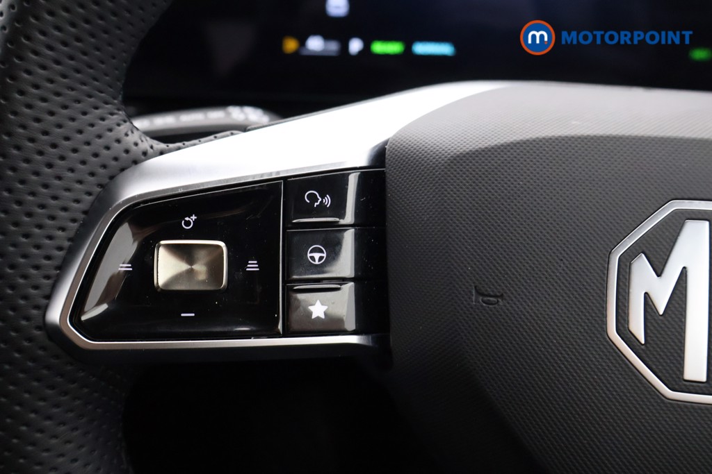 Mg Motor Uk HS SE Automatic Petrol-Electric Hybrid SUV - Stock Number (1622980) - 2nd supplementary image