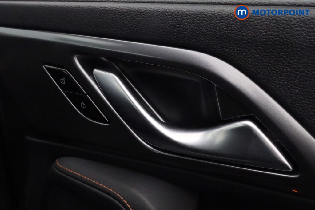 Mg Motor Uk HS SE Automatic Petrol-Electric Hybrid SUV - Stock Number (1623023) - 21st supplementary image