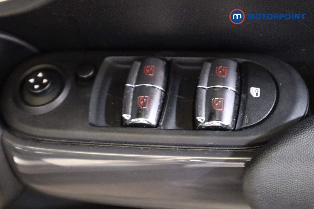 Mini Hatchback Cooper Classic Manual Petrol Hatchback - Stock Number (1623099) - 16th supplementary image