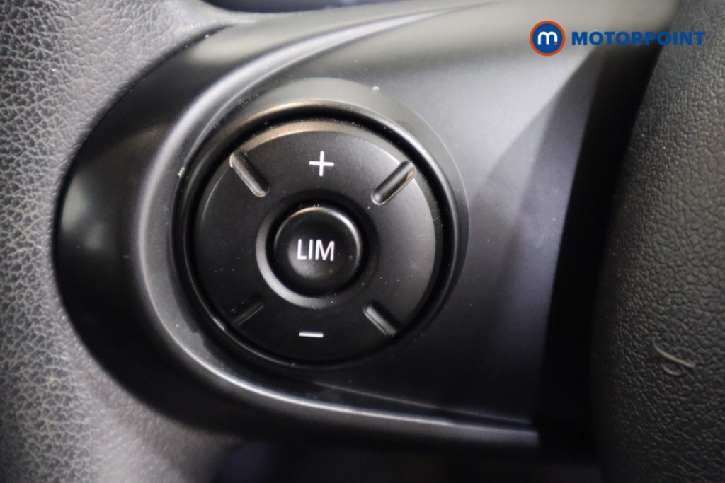 Mini Hatchback Cooper Classic Manual Petrol Hatchback - Stock Number (1623099) - 19th supplementary image