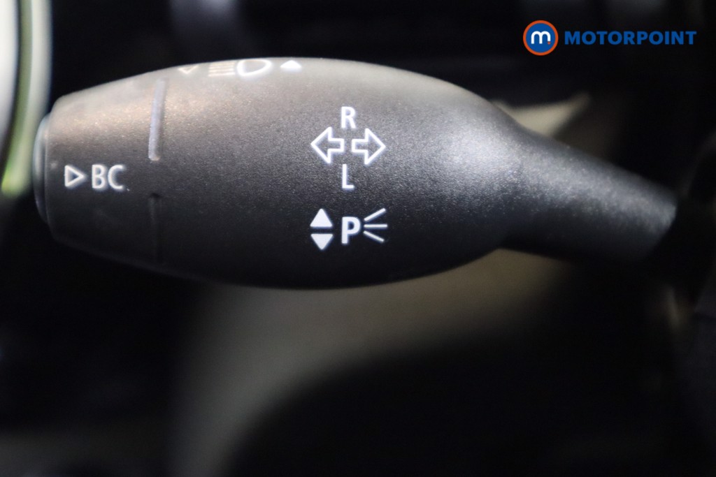 Mini Hatchback Cooper Classic Manual Petrol Hatchback - Stock Number (1623099) - 20th supplementary image