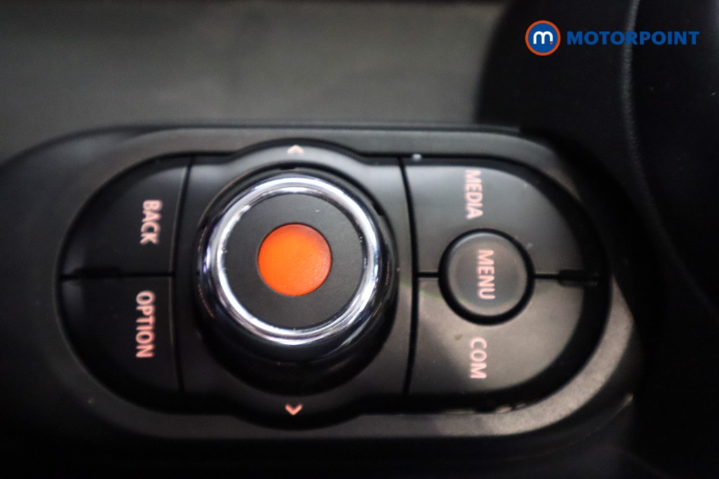 Mini Hatchback Cooper Classic Manual Petrol Hatchback - Stock Number (1623099) - 25th supplementary image