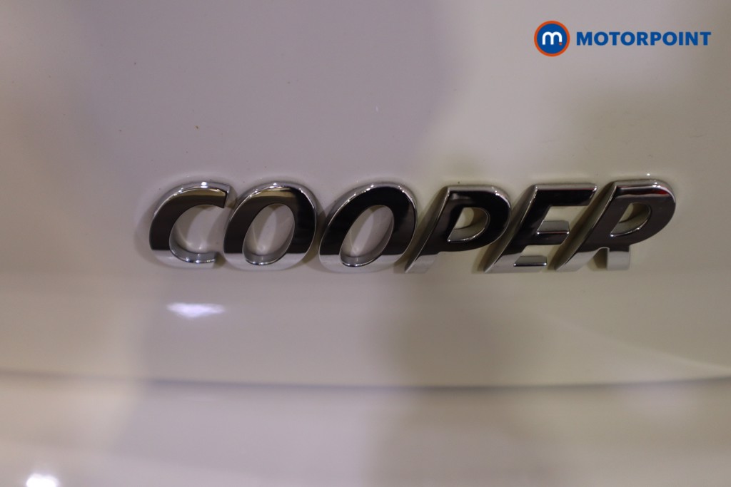 Mini Hatchback Cooper Classic Manual Petrol Hatchback - Stock Number (1623099) - 31st supplementary image