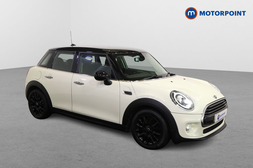 Mini Hatchback Cooper Classic Manual Petrol Hatchback - Stock Number (1623099) - Drivers side front corner