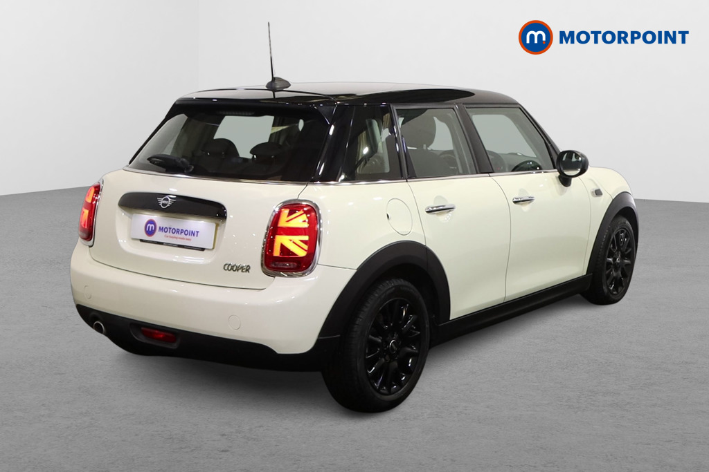 Mini Hatchback Cooper Classic Manual Petrol Hatchback - Stock Number (1623099) - Drivers side rear corner
