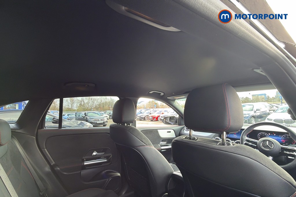 Mercedes-Benz GLA Amg Line Automatic Petrol SUV - Stock Number (1623151) - 32nd supplementary image