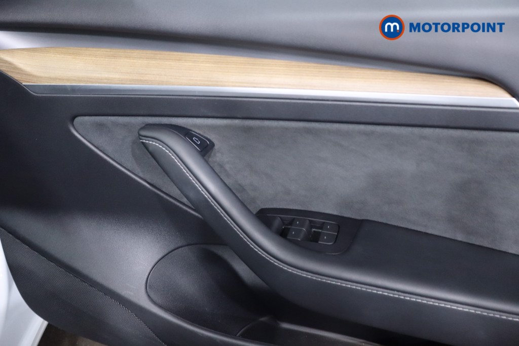 Tesla Model 3 Long Range Automatic Electric Saloon - Stock Number (1623440) - 24th supplementary image