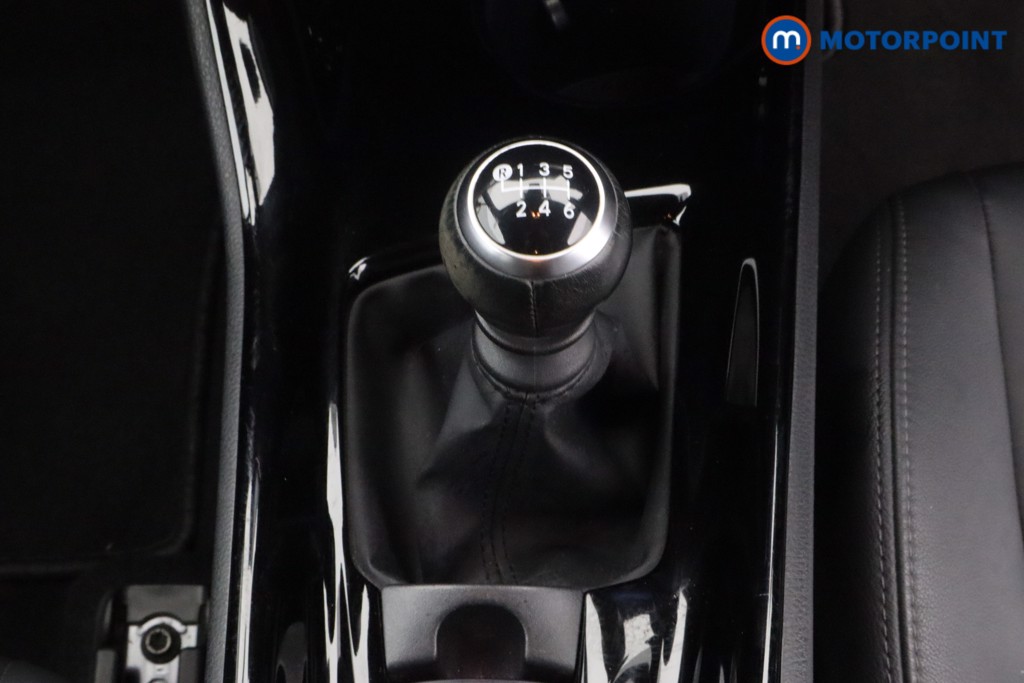 Toyota C-Hr Excel Manual Petrol SUV - Stock Number (1623878) - 4th supplementary image