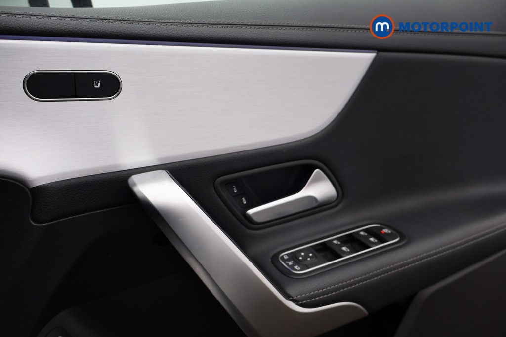 Mercedes-Benz CLA Amg Line Automatic Petrol Plug-In Hybrid Estate - Stock Number (1623925) - 5th supplementary image