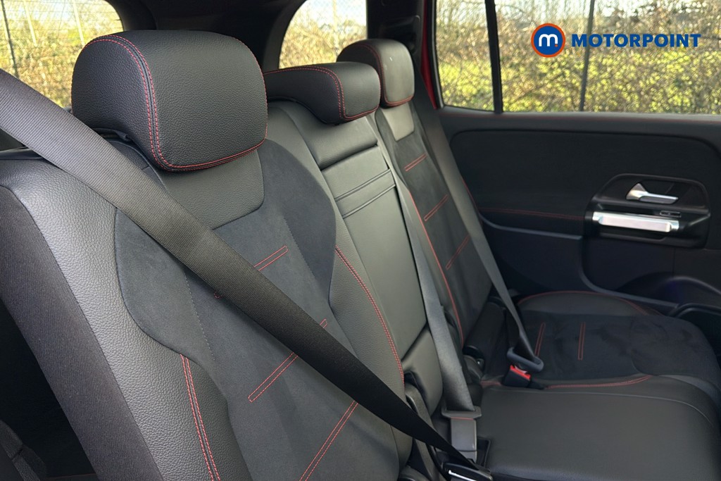 Mercedes-Benz GLB Amg Line Automatic Petrol SUV - Stock Number (1624187) - 28th supplementary image