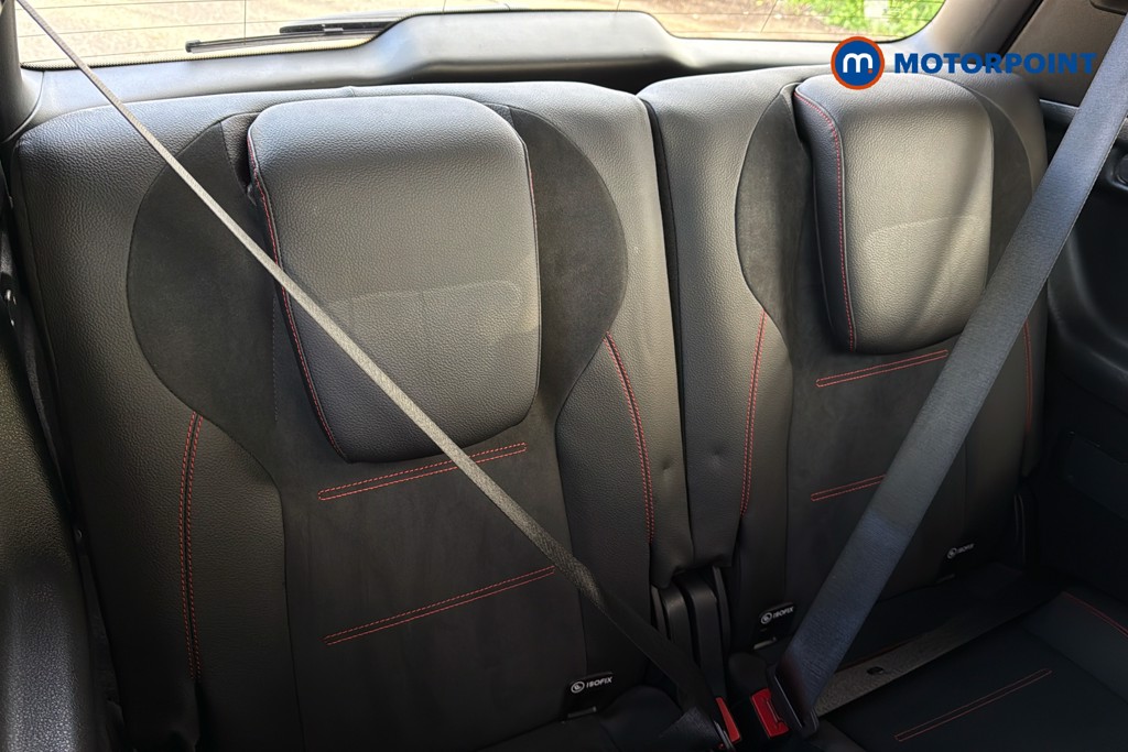 Mercedes-Benz GLB Amg Line Automatic Petrol SUV - Stock Number (1624187) - 31st supplementary image