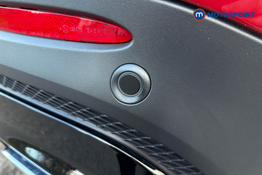 Mercedes-Benz GLB Amg Line Automatic Petrol SUV - Stock Number (1624187) - 40th supplementary image