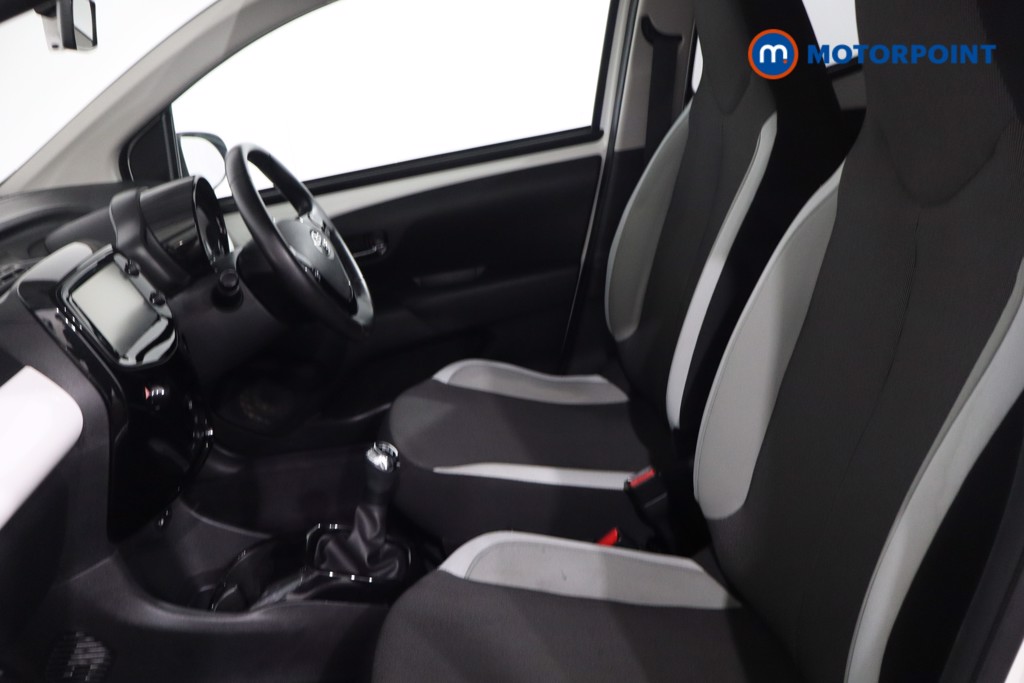 Toyota Aygo X-Style Manual Petrol Hatchback - Stock Number (1624495) - 4th supplementary image