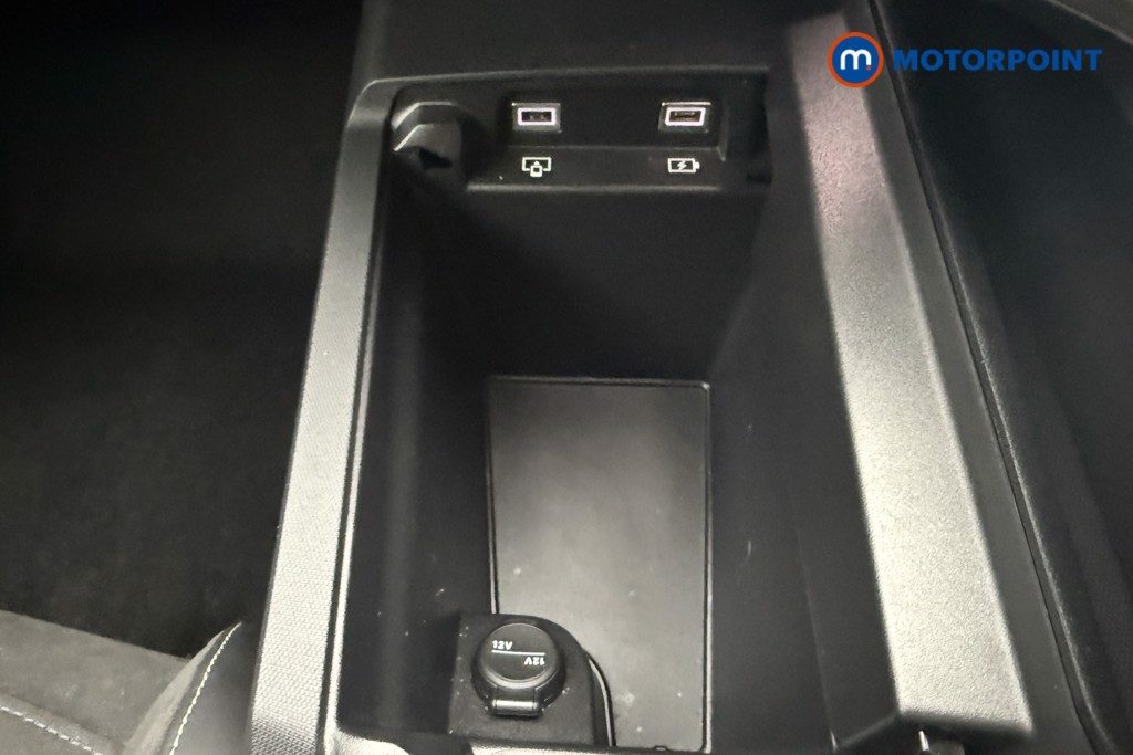 Peugeot 3008 GT Automatic Electric SUV - Stock Number (1624670) - 17th supplementary image