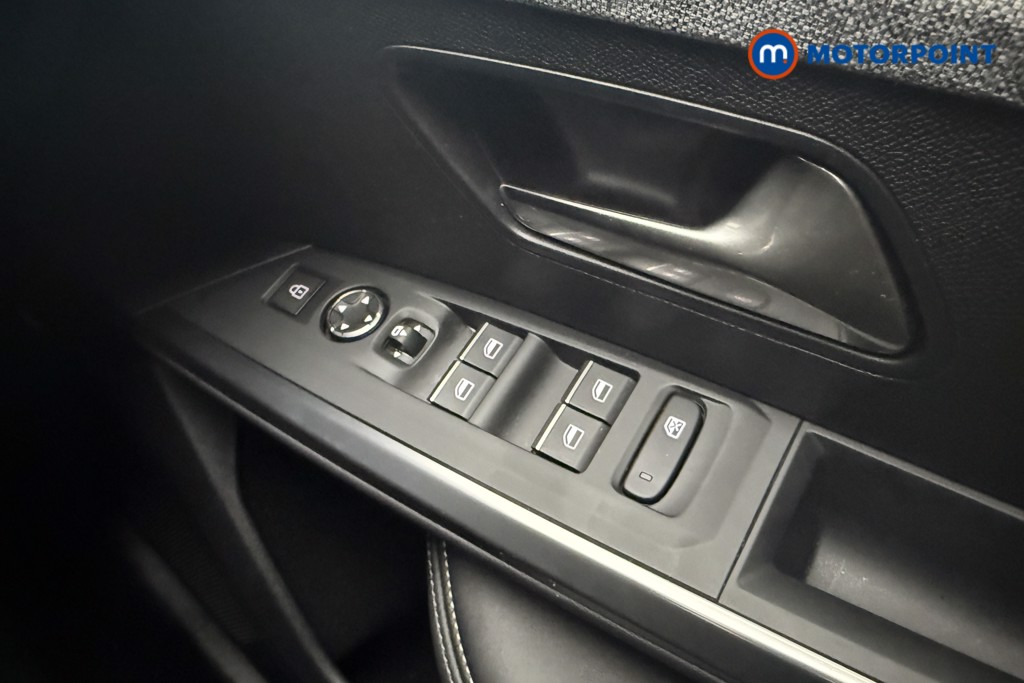 Peugeot 3008 GT Automatic Electric SUV - Stock Number (1624670) - 19th supplementary image