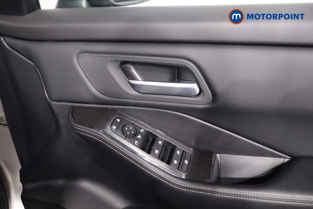 Nissan X-Trail Acenta Premium Automatic Petrol-Electric Hybrid SUV - Stock Number (1625072) - 26th supplementary image