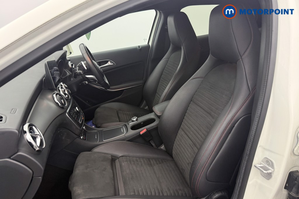 Mercedes-Benz GLA Amg Line Automatic Diesel SUV - Stock Number (1625094) - 11th supplementary image